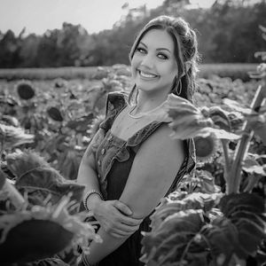 Meet your Posher, Brandi